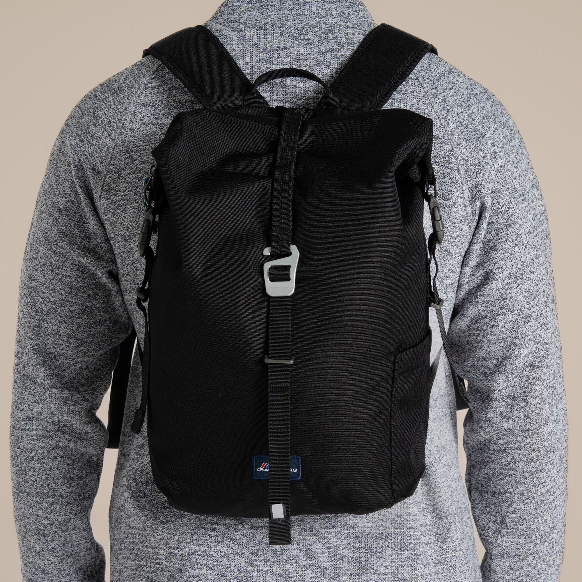 Craghoppers 16L Kiwi Classic Rolltop Backpack II | Black