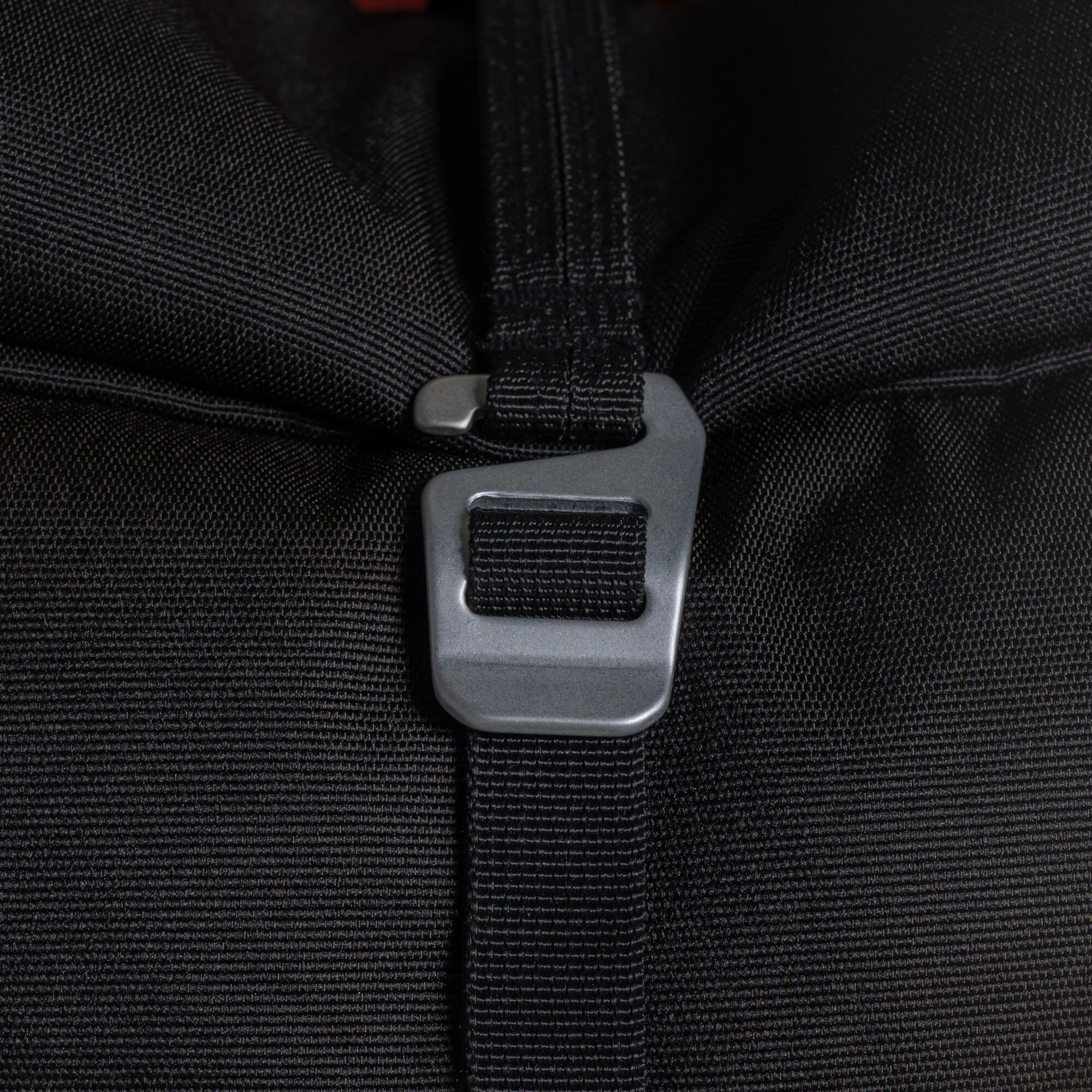 Craghoppers 20L Kiwi Classic Rolltop Backpack II | Black - Image 3
