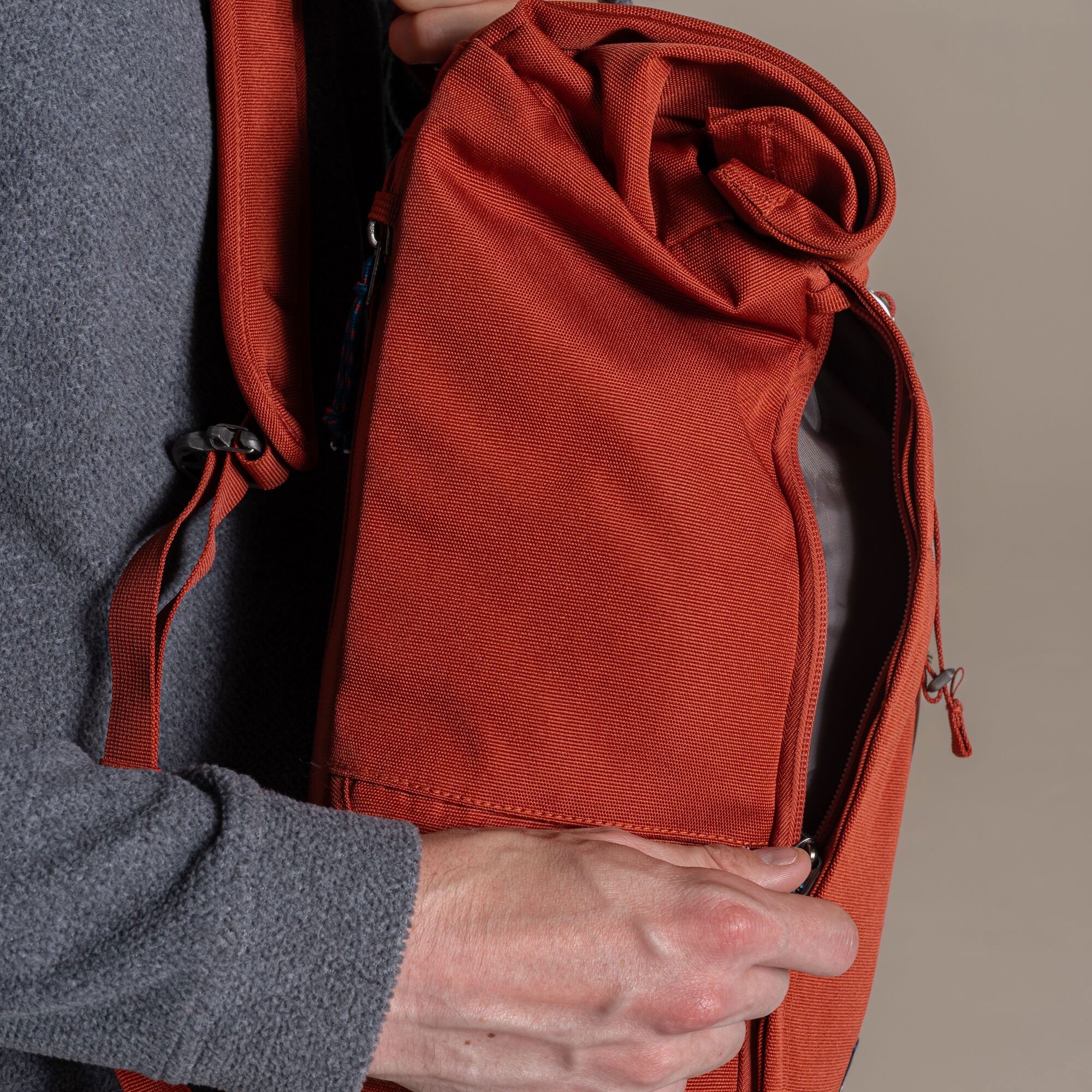 Craghoppers 20L Kiwi Classic Rolltop Backpack II | Red Beach - Image 7