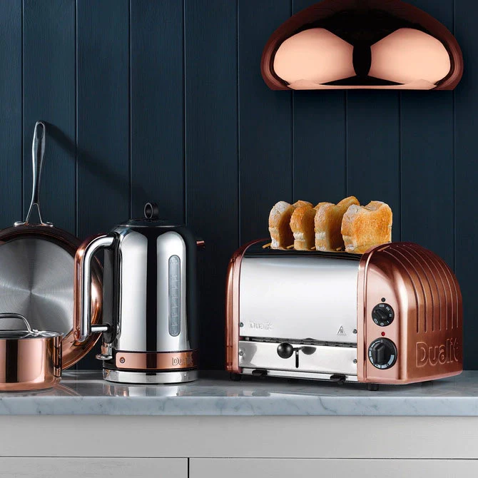Dualit Classic Kettle in Copper - Image 4
