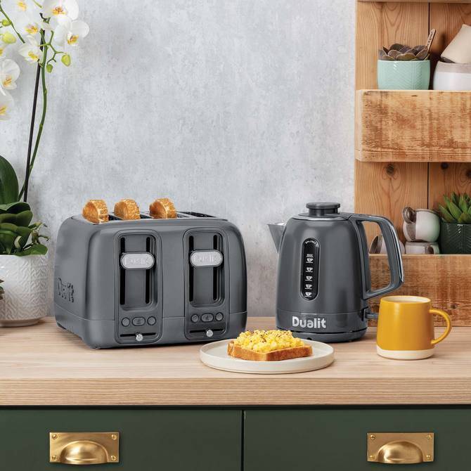 Dualit Domus Kettle in Grey - Image 3