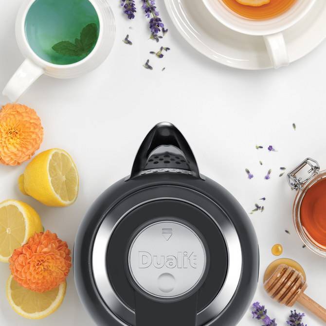 Dualit Domus Kettle in Grey - Image 4