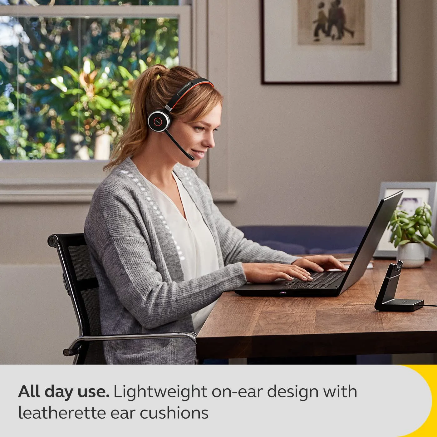 Jabra Evolve 65 SE MS Stereo Corded Headset with Charging Stand - Image 7