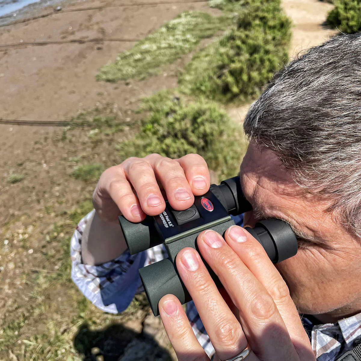 Kowa SV II 10x25 Compact Binoculars - Image 13