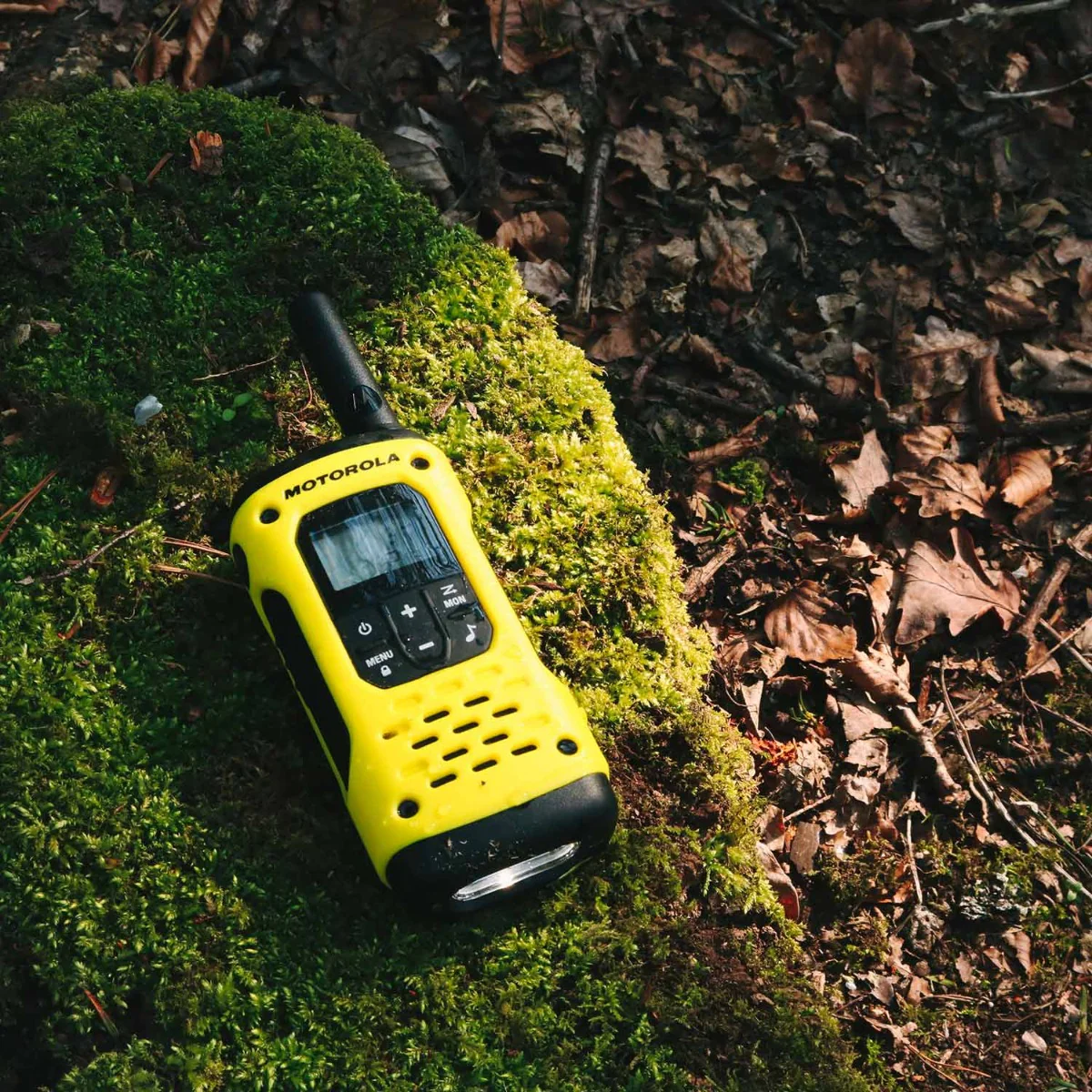 Motorola TLKR T92 Ten Pack License-Free Walkie Talkies - Image 3