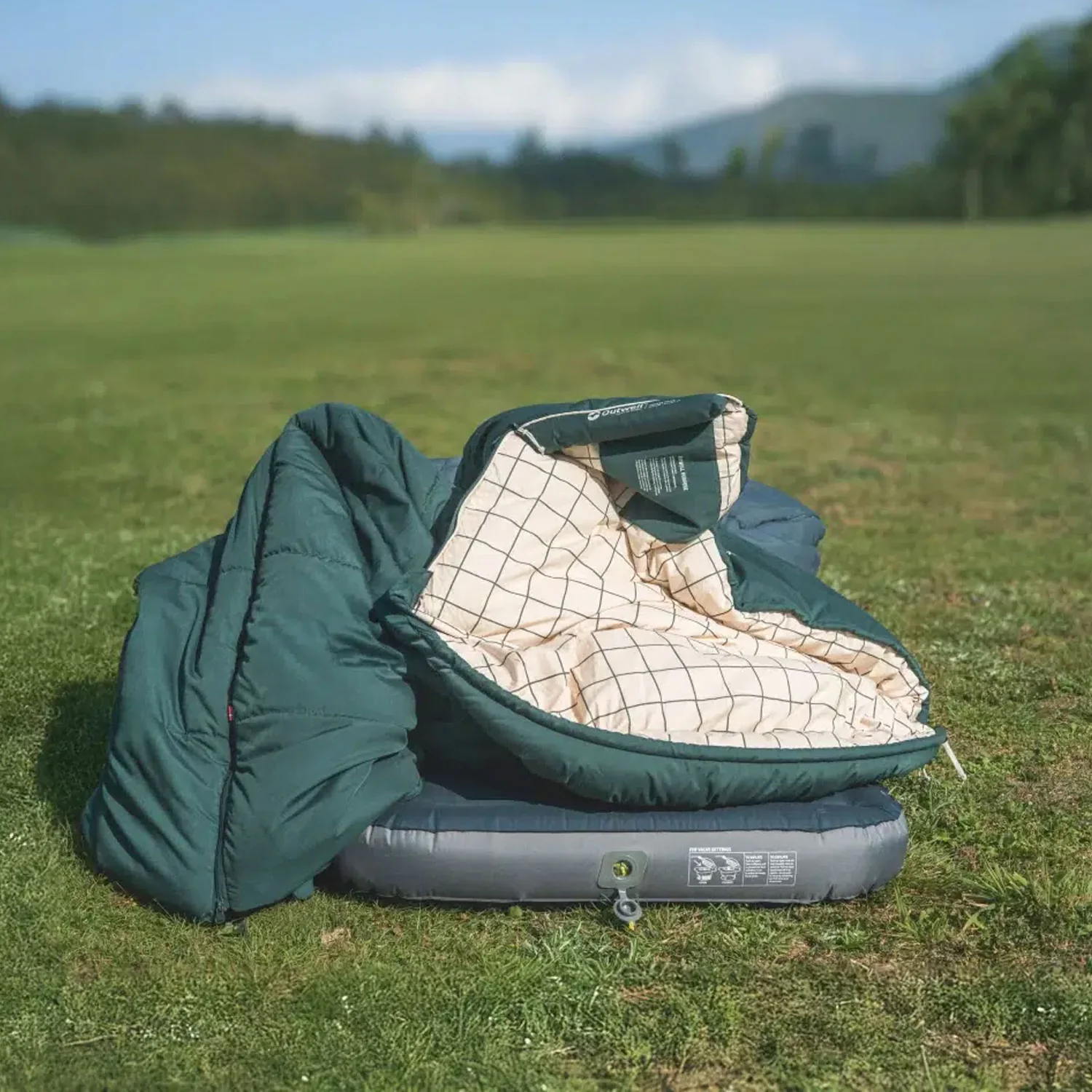 Outwell Camper Prime Sleeping Bag - Green - Image 9