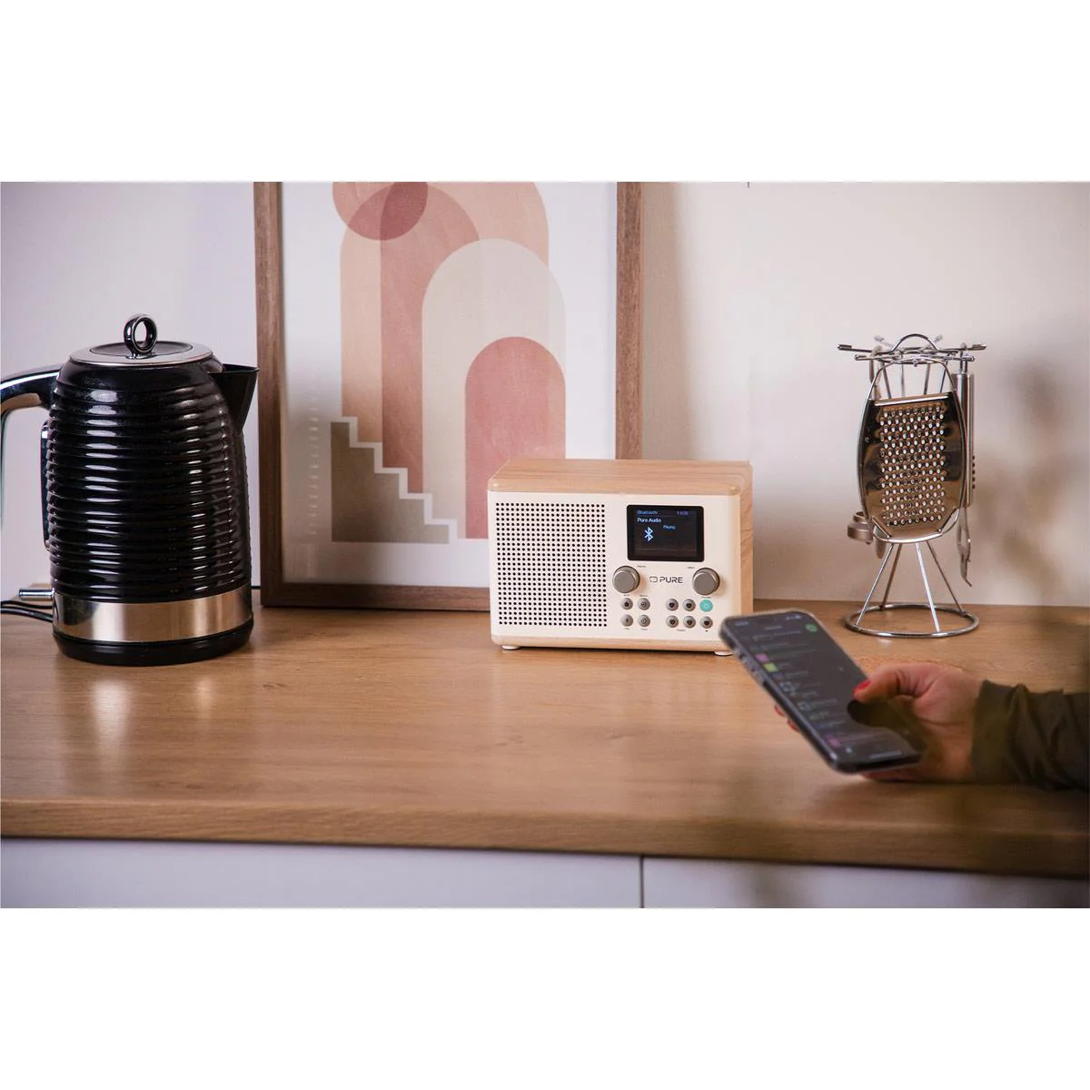 Pure Classic H4 DAB Radio in White/Oak - Image 6