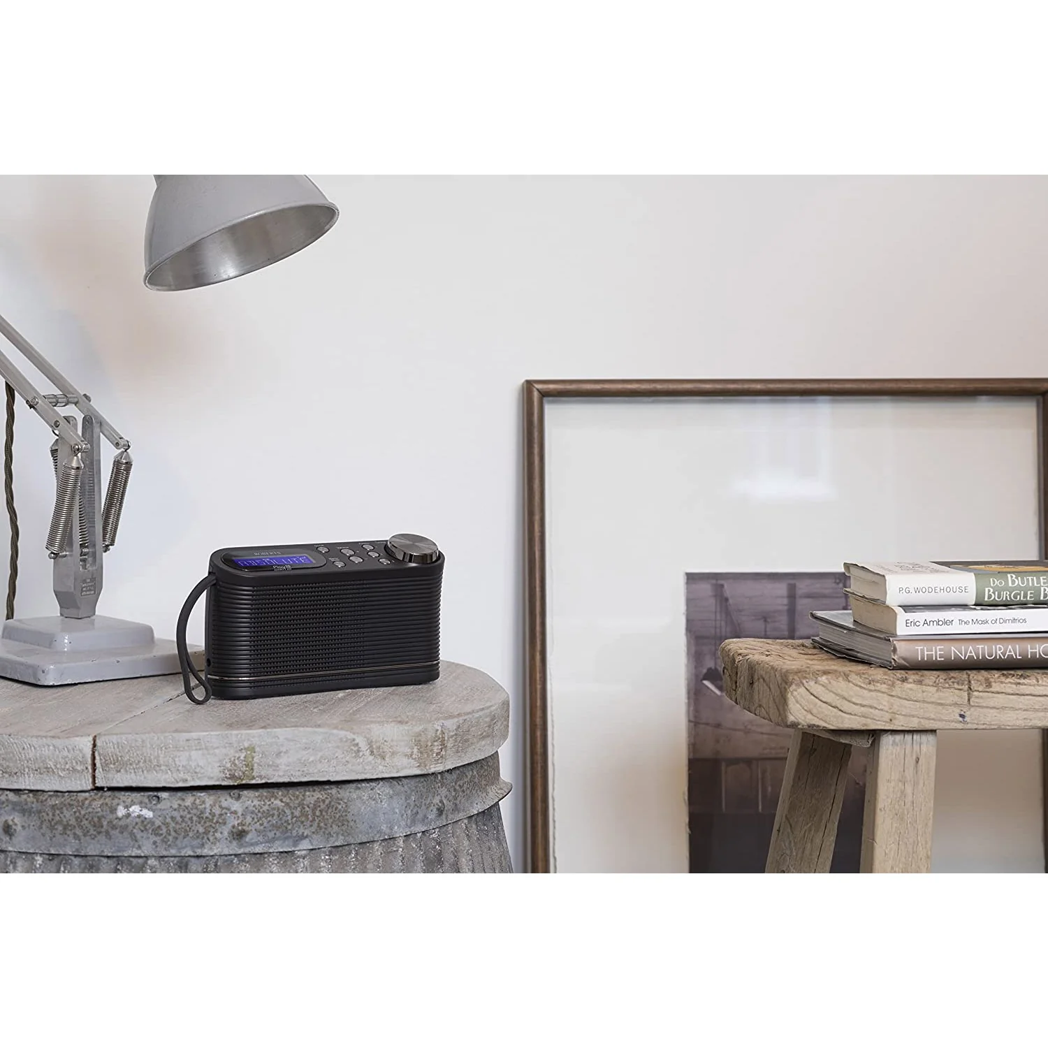 Roberts Play 10 Portable DAB & FM Radio in Black - Image 6
