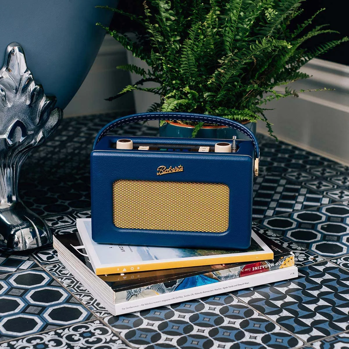 Roberts Revival iStream 3L DAB+/FM Internet Smart Radio with Bluetooth in Midnight Blue - Image 6
