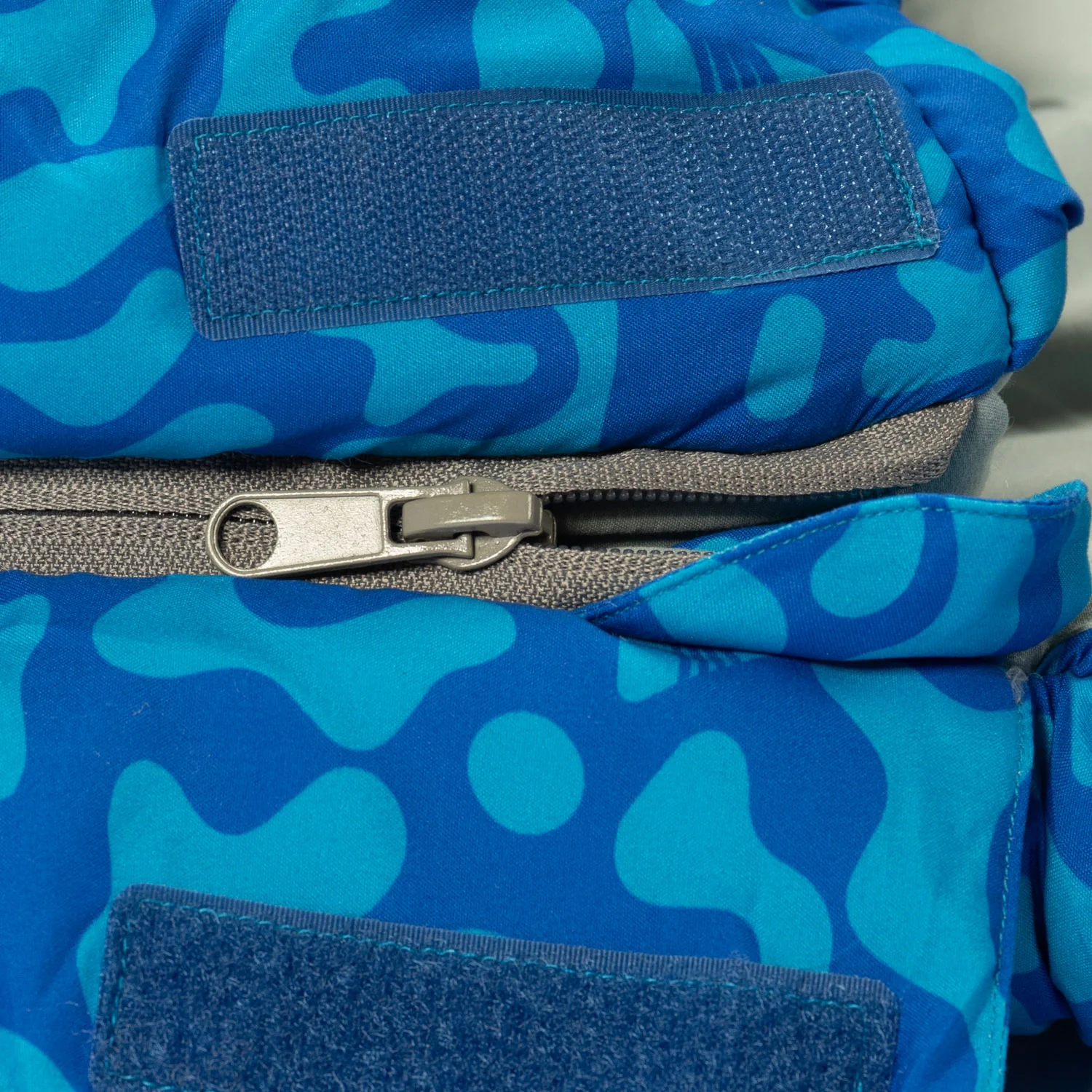 Vango Stellar Junior Kids Sleeping Bag - Atlantic Blue - Image 9