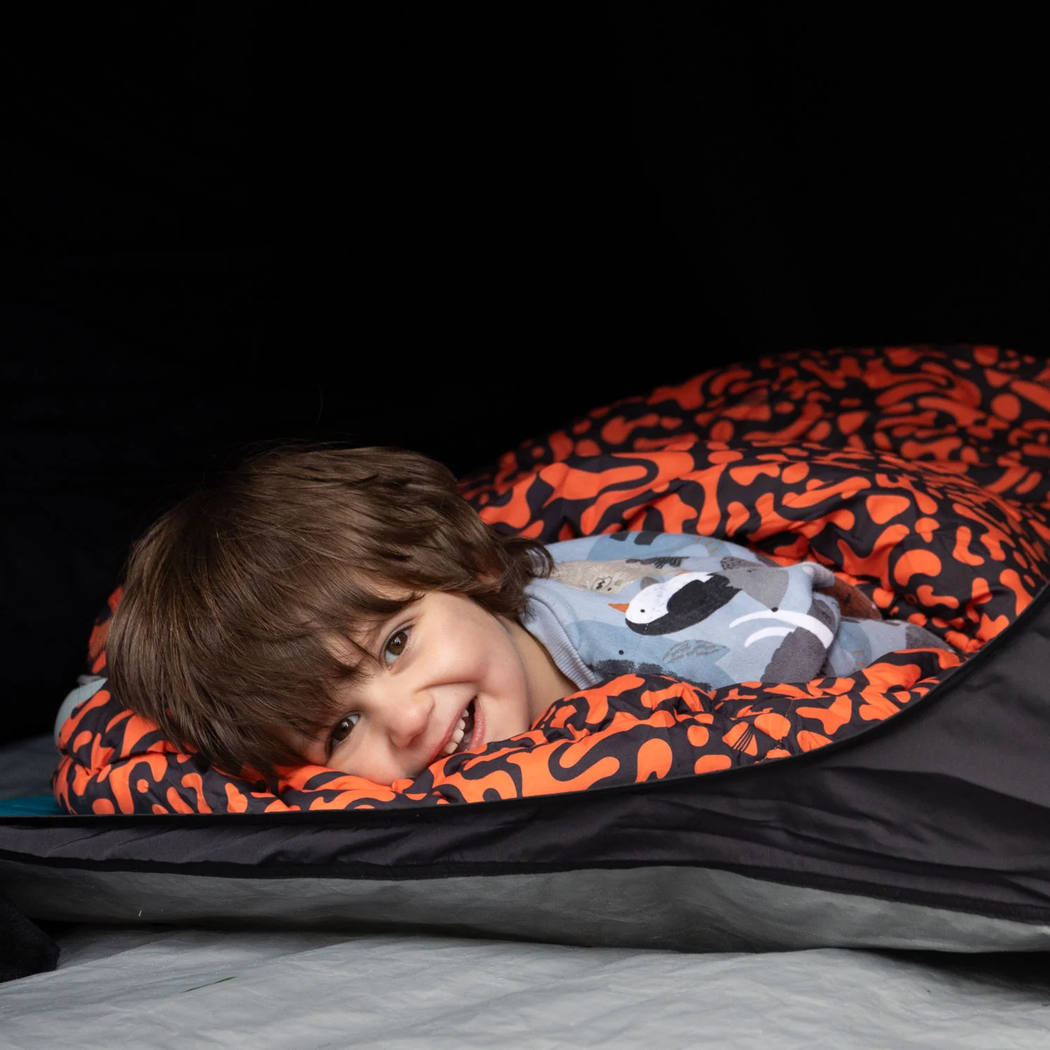 Vango Stellar Junior Kids Sleeping Bag - Dragons Fire - Image 7